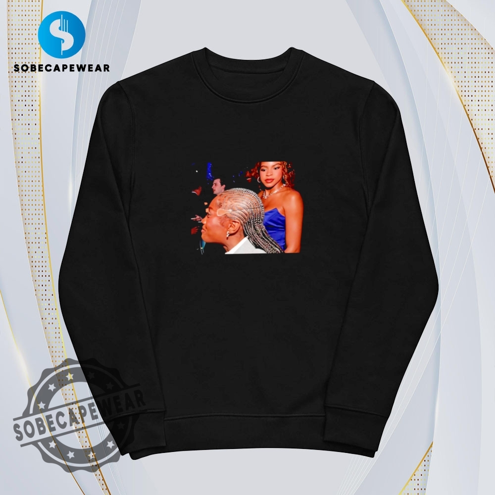 Blue Ivy Looking At Doechii Retro Vintage Shirt Sweatshirt Sweater Hoodie 5 Blue Ivy looking at Doechii Retro Vintage Shirt Sweatshirt Sweater Hoodie