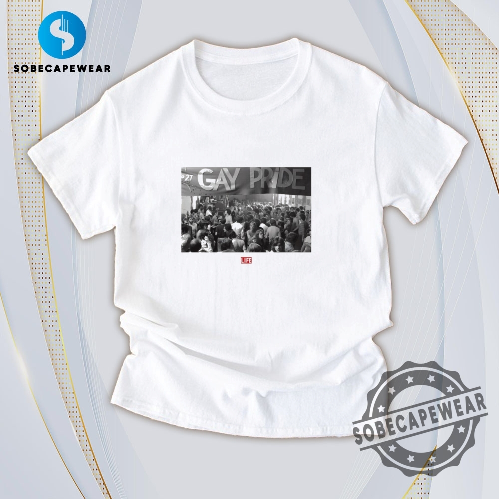 Affordable Yet Fashionable: Must-Have T-Shirts 8 Gay Pride Life Magazine Vintage Retro Shirt Sweatshirt Sweater Hoodie