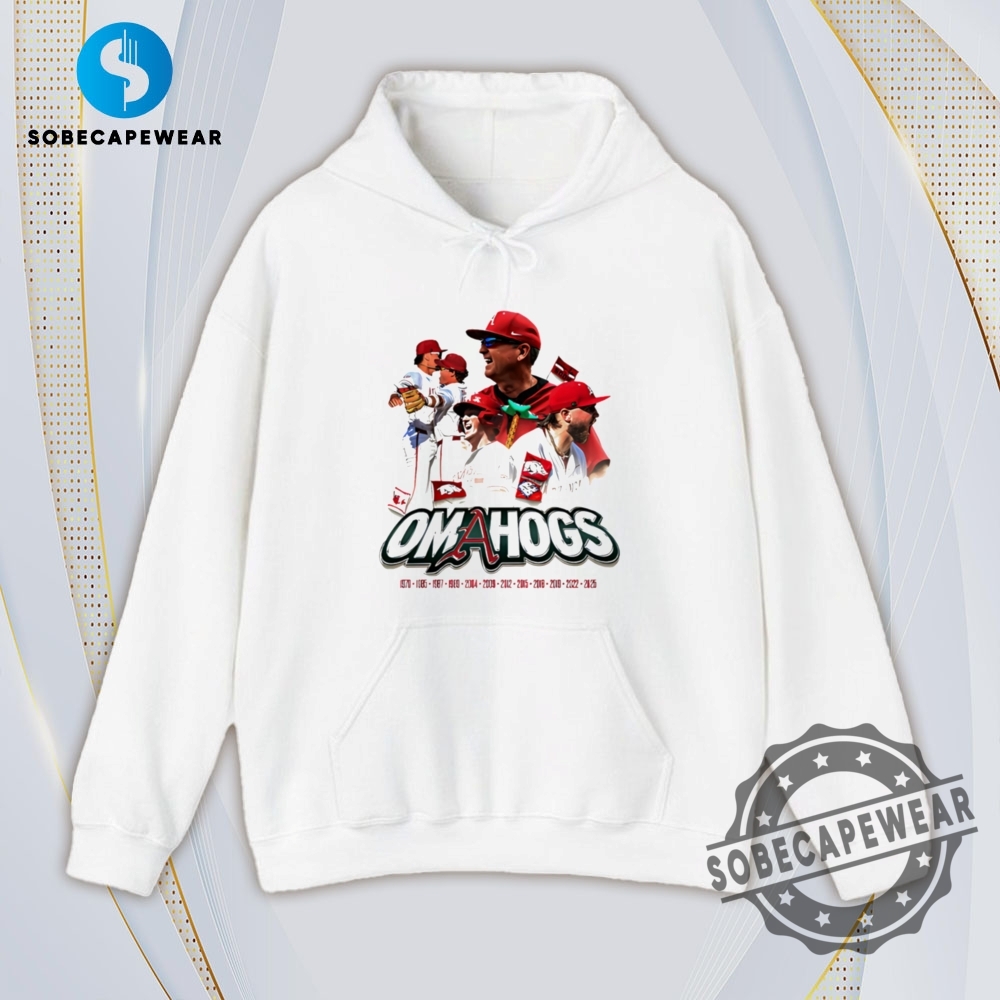 Omahogs Razorbackology 1979 2025 Vintage Retro Shirt Sweatshirt Sweater Hoodie 4 Omahogs Razorbackology 1979 2025 Vintage Retro Shirt Sweatshirt Sweater Hoodie