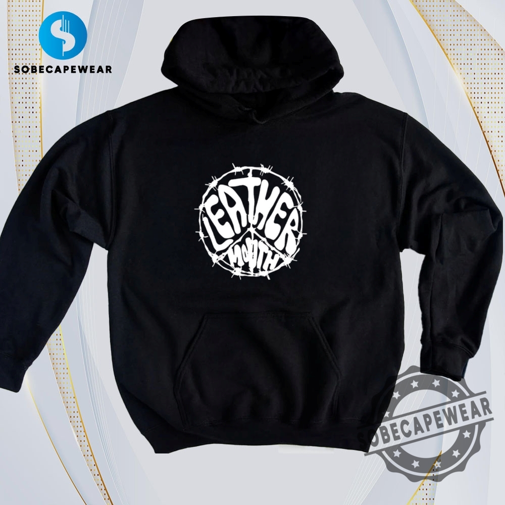 What’s Going Viral? 2D Graphic Tees You Shouldn’t Miss 22 Iero Barbed Wire Peace Vintage Retro Shirt Sweatshirt Sweater Hoodie